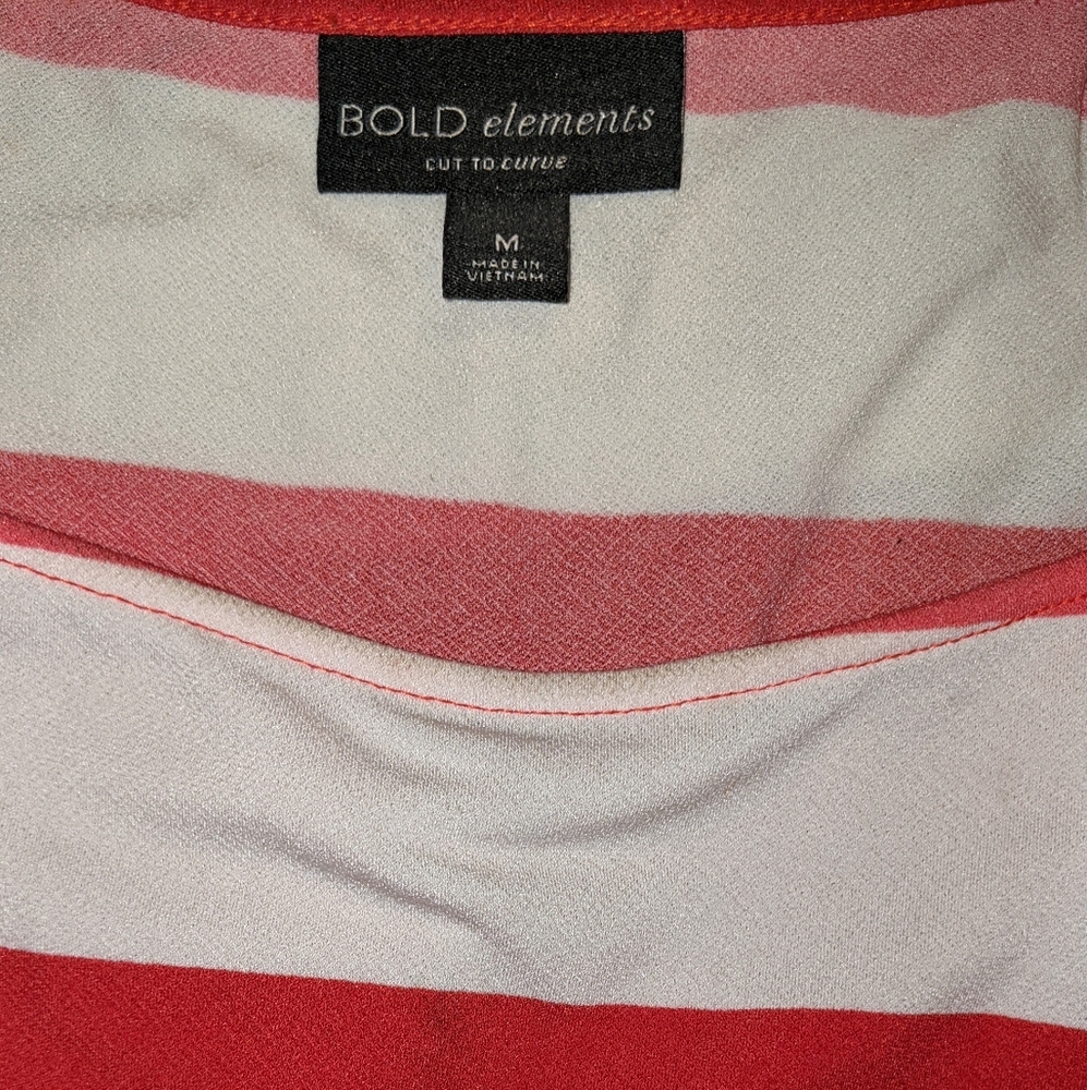 Bold Elements Cut Out Shoulder Top - image 3